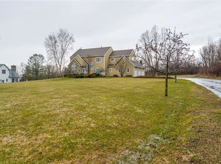 4443 Stephanie Dr, Manlius, NY 13104