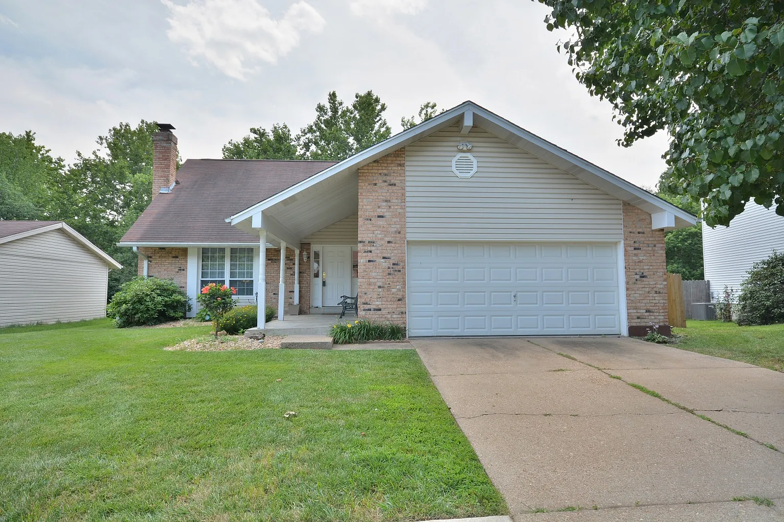 1069 Pinrun Dr photo 1