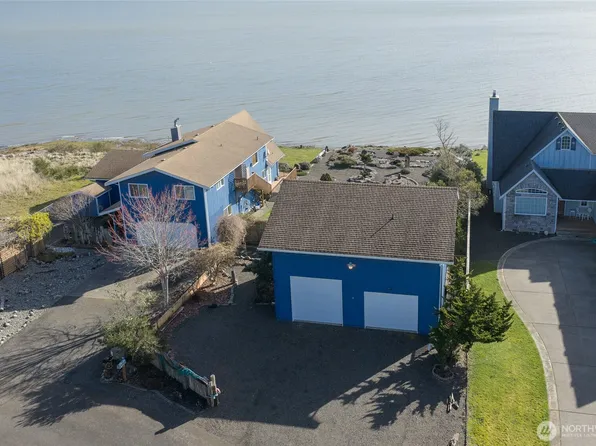 288 Sunrise Avenue SE, Ocean Shores, WA 98569