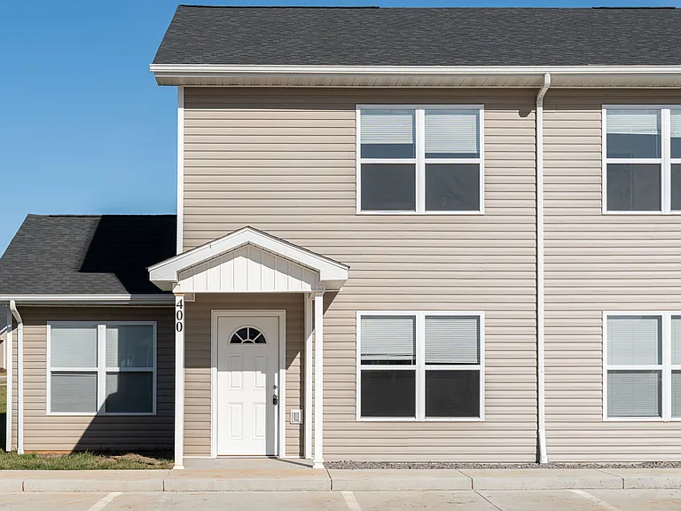 3BR Townhome