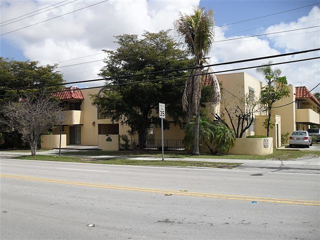 1st image of 465 S Royal Poinciana Blvd APT 6A