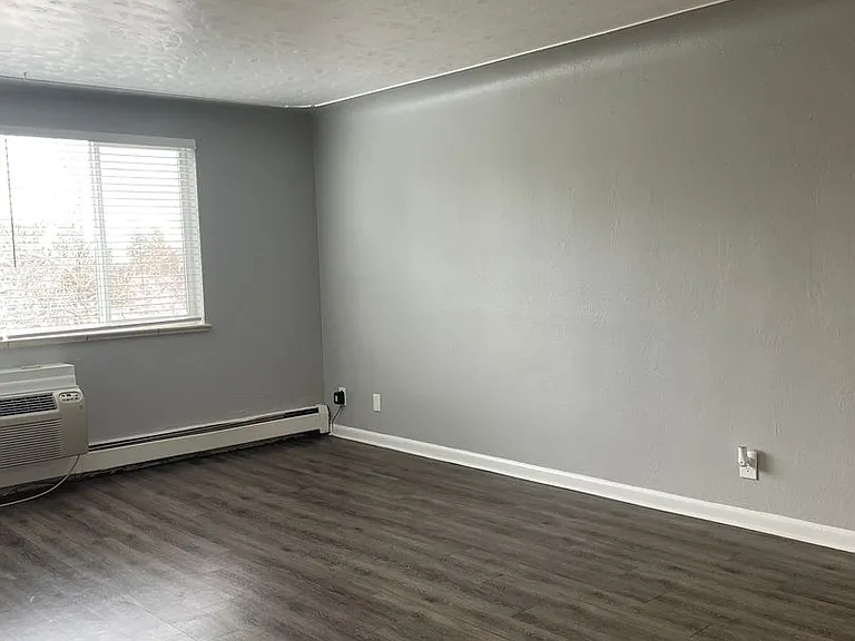 154 W Powers Cir — Photo 34