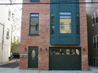 437 2nd St, Jersey City, NJ 07302