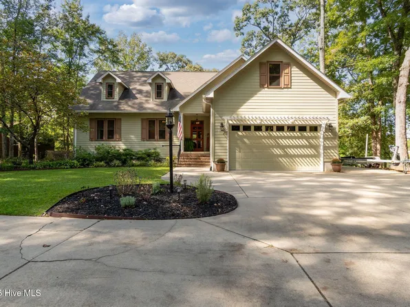 138 Hughes Plantation Road, Pollocksville, NC 28573