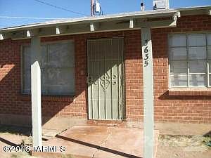 FRONT OF UNIT
