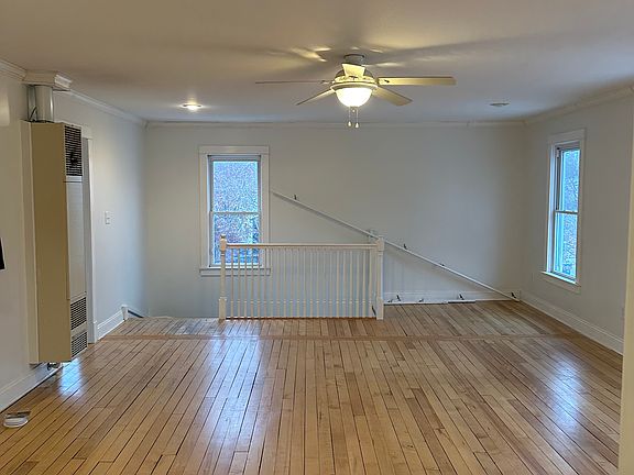 5th image of 1200 1/2 Pennoyer Ave #2