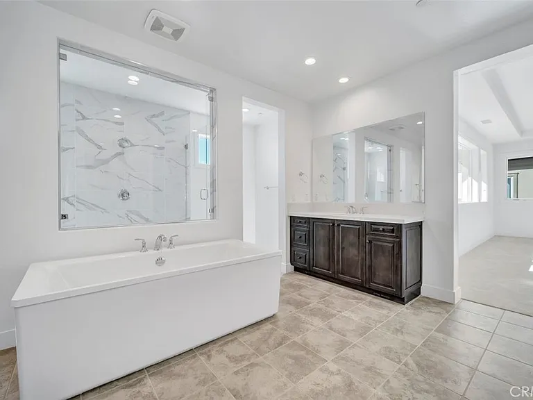 20626 Deer Grass Ct — Photo 12