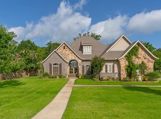 230 Oakland Dr, Longview, TX 75605