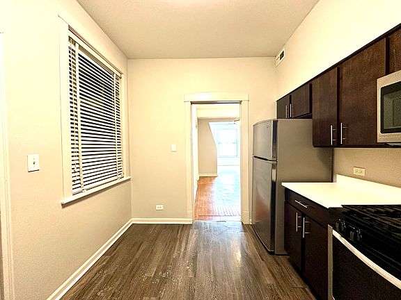 5th image of 2548 N California Ave APT 1N