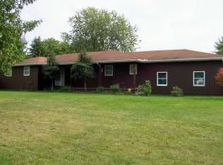 27 W Oakwood Way, New Castle, PA
