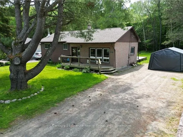 37 McKay St, Minden Hills, ON K0M 2K0