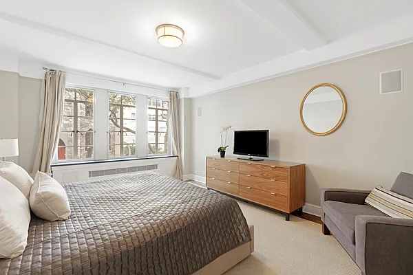 Rented by Compass | media 8