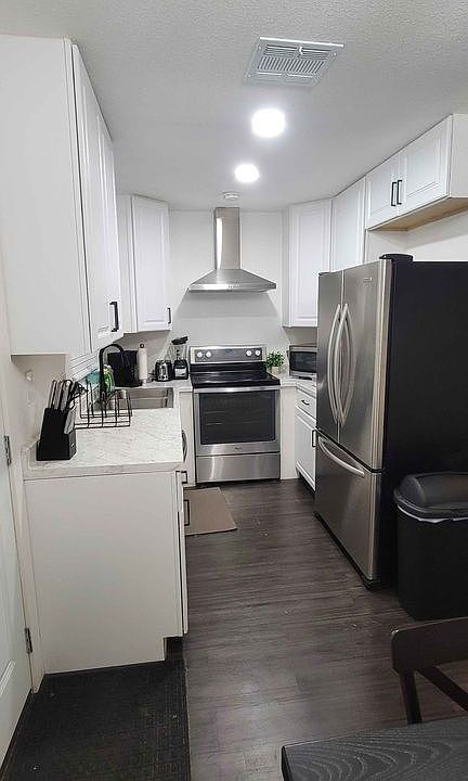 1st image of 603 Thelma Dr #B