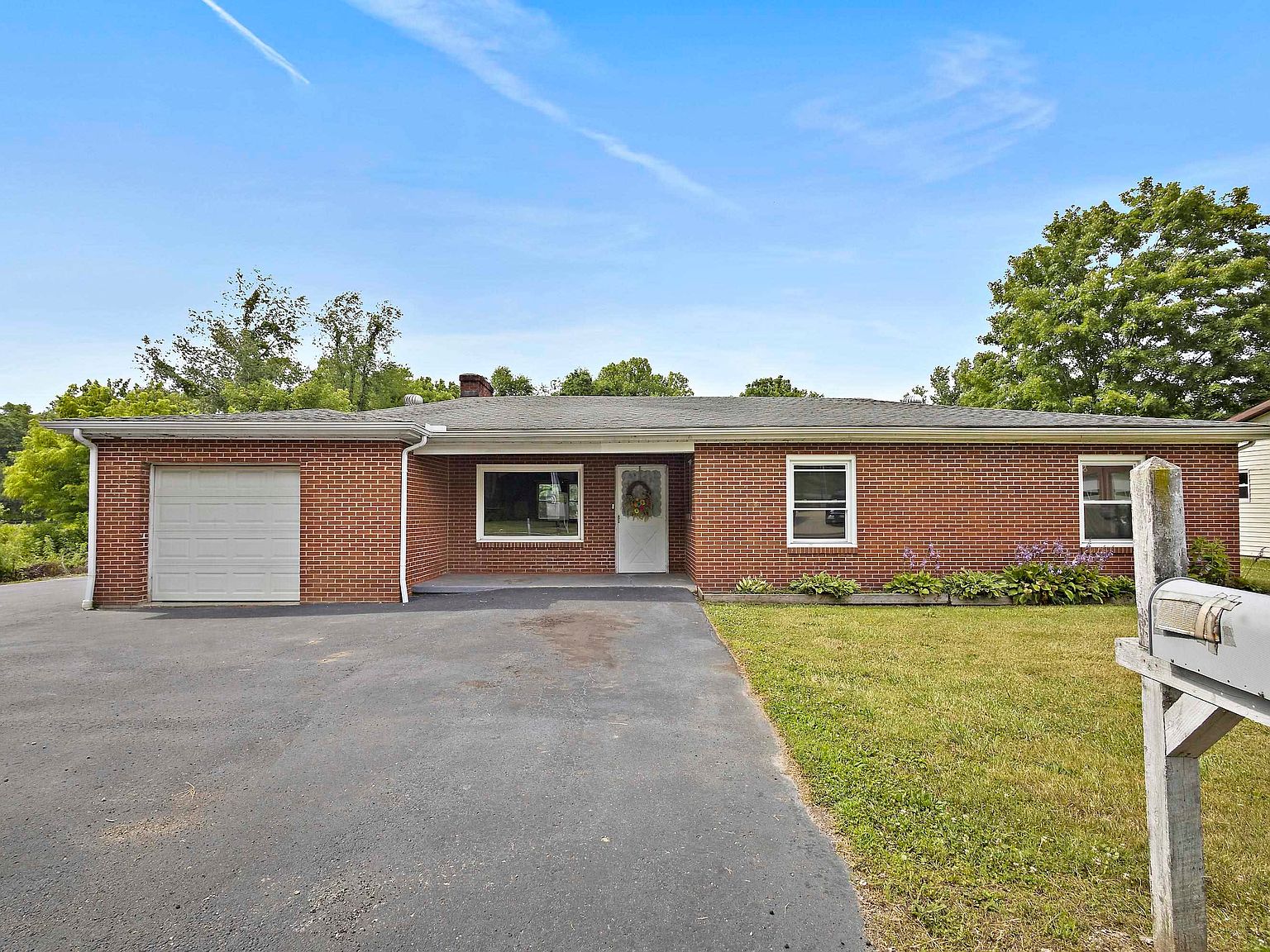 2003 Cannonsburg Rd, Ashland, KY 41102 Zillow