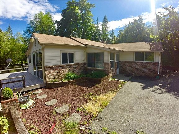 3rd image of 2150 NW Woodland Drive