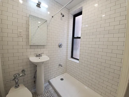 Rented by Corcoran | media 17