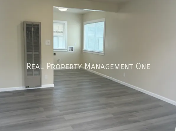 2431 8th St #4, Berkeley, CA 94710