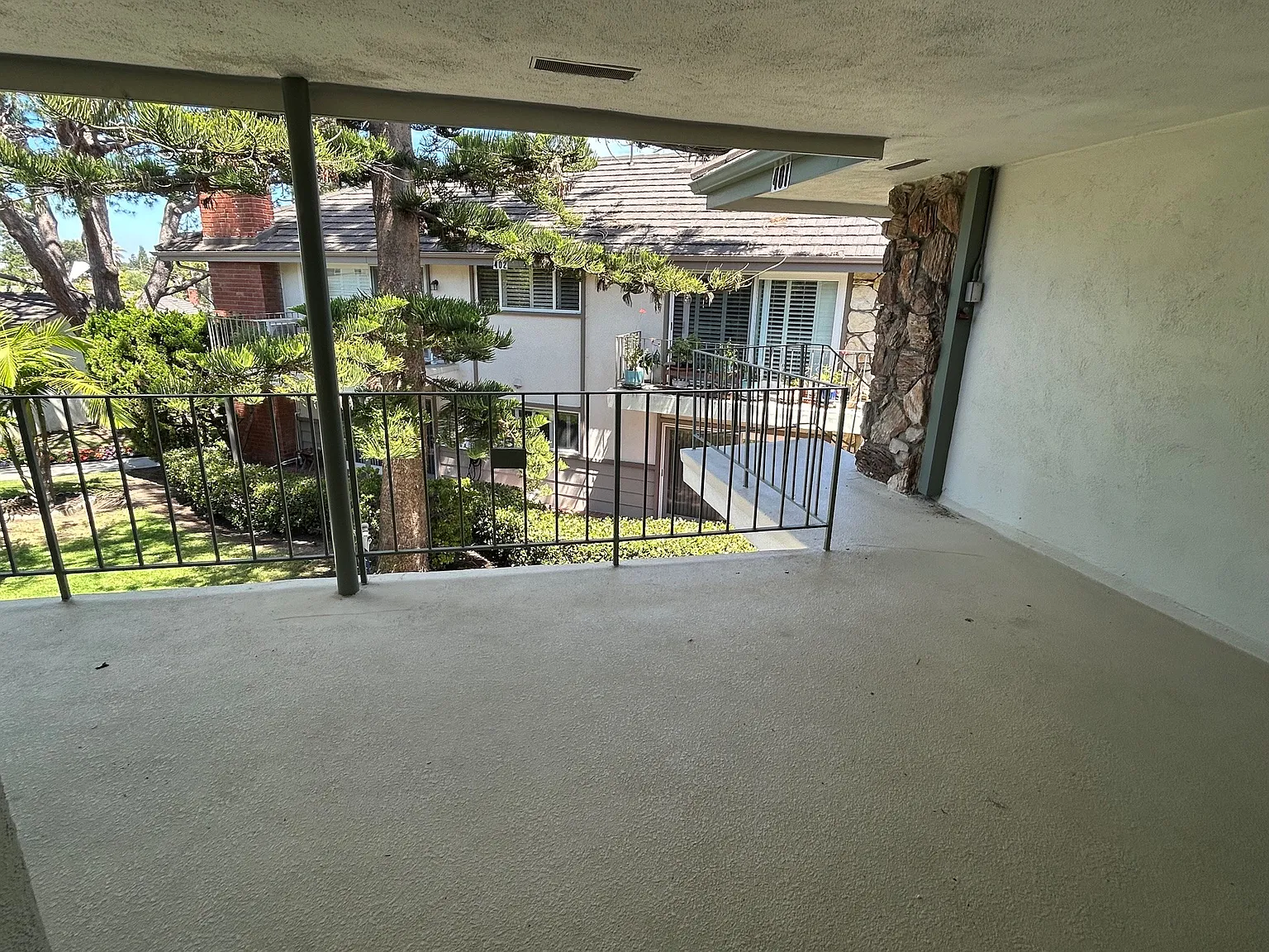 2 bed, 1.5 bath, 950 sqft, $2,900 — Photo 4