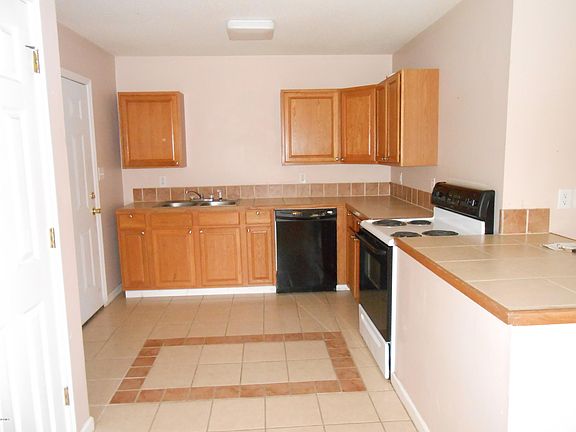 2nd image of 2005 Barracuda Dr