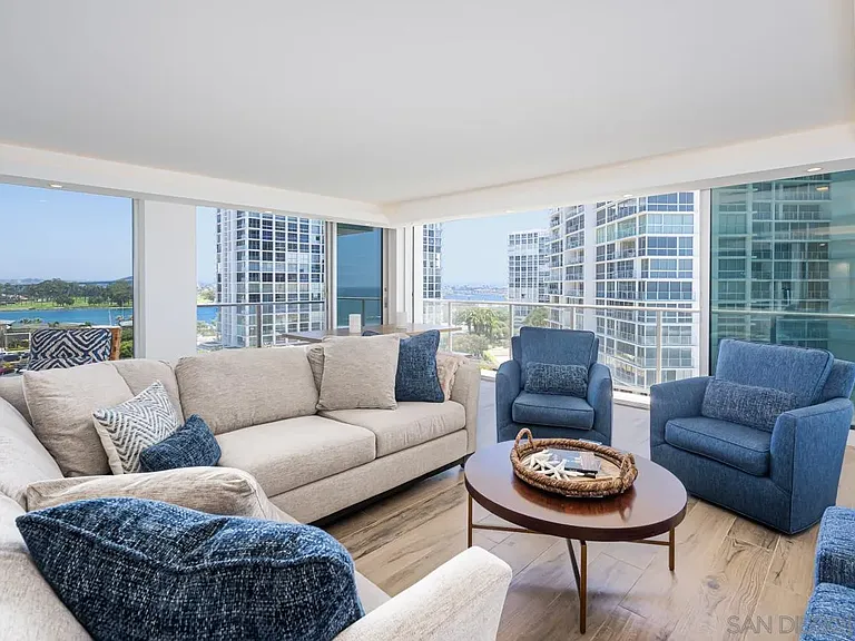 1760 Avenida Del Mundo #609 — Photo 4