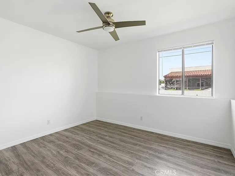 24420 Alliene Ave #3 — Photo 28