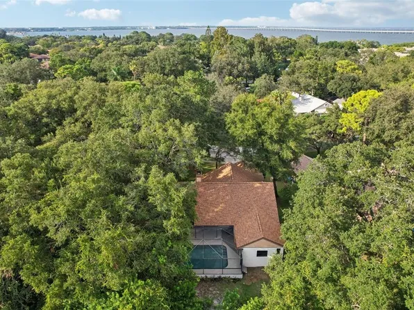 2990 Longbrooke Way, Clearwater, FL 33760