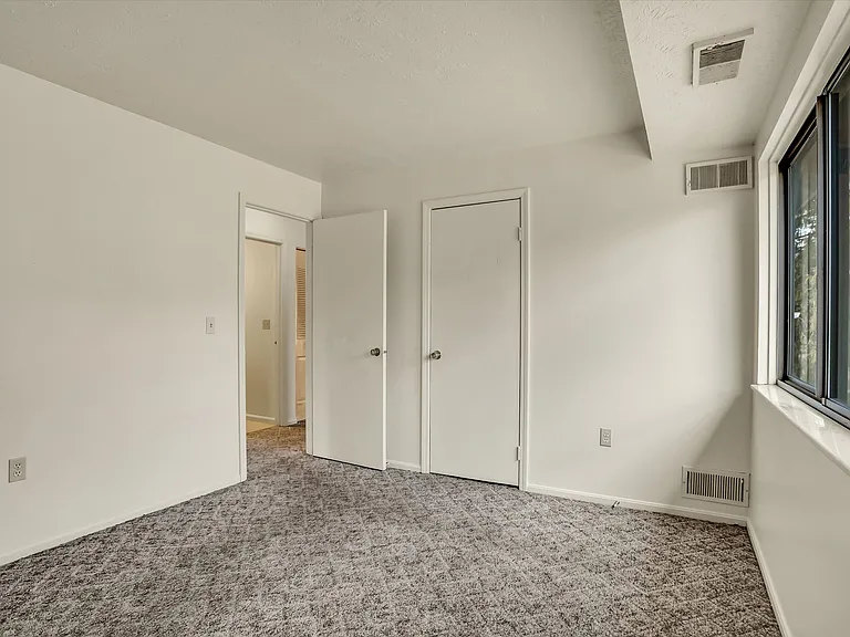 Chippewa Village Apartments Convenient Living in Beaver Falls, PA — Photo 33