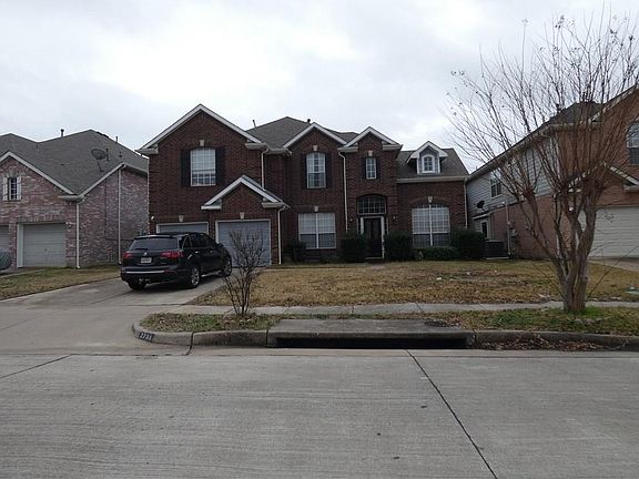 2nd image of 2731 Rolling Hills Ln