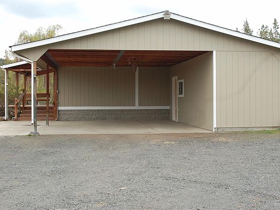 2nd image of 7393 SE Scenic Dr