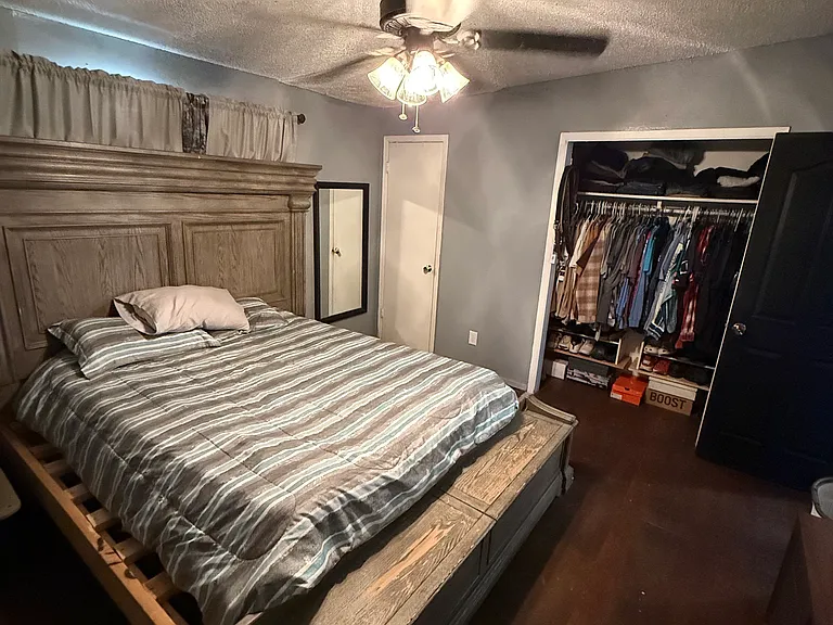 10443 Kendall St — Photo 32