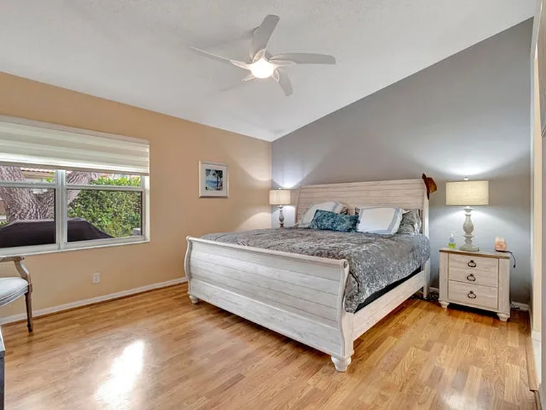 6129 Heliconia Rd — Photo 8