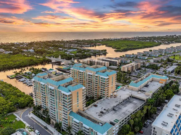 625 Casa Loma Boulevard #1002, Boynton Beach, FL 33435