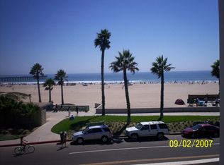 361 E Surfside Dr, Port Hueneme, CA 93041