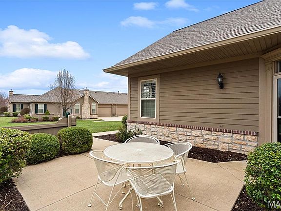 3rd image of 1304 Three Rivers Dr