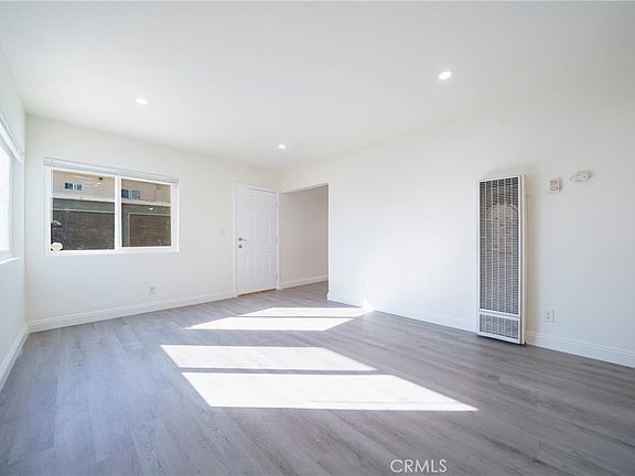3rd image of 1612 W 226th St #B