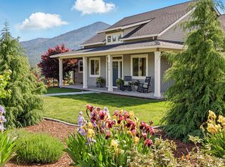 239 China Gulch Rd, Jacksonville, OR 97530