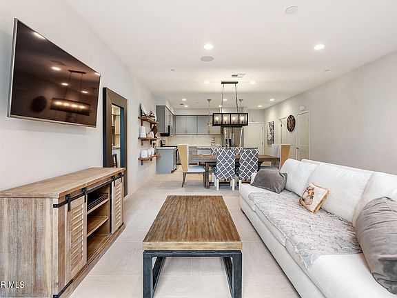 2nd image of 136 Farmhouse Dr Unit 3