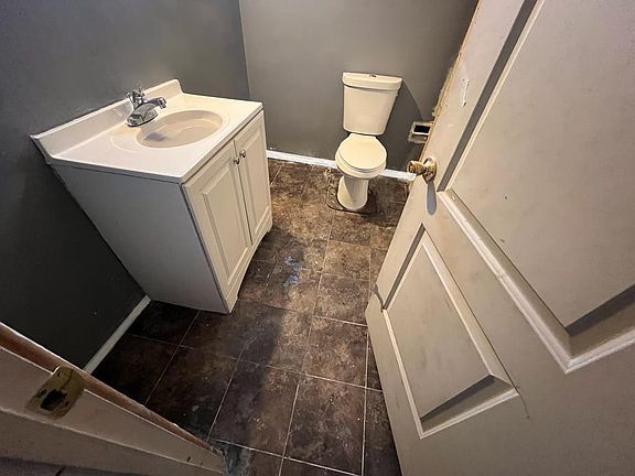 5th image of 2371 E 79th St #1
