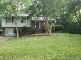 4918 White Oak Rd, Charlotte, NC 28210