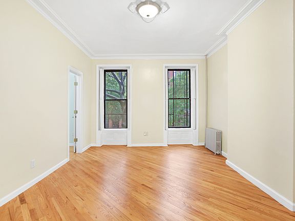 2nd image of 703 Sackett St #2A