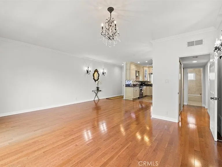 1228 N La Cienega Blvd #203 — Photo 26