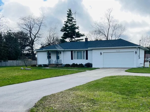 5442 Harvest Ct, Bay City, MI 48706