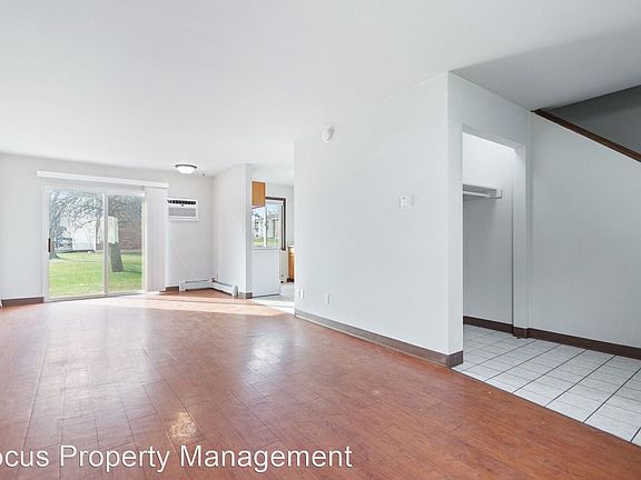 4th image of 2013-2023 Vine St #10665116