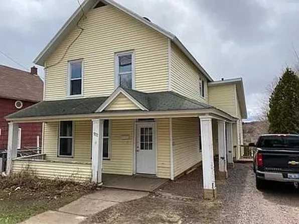 533 W Bluff St, Marquette, MI 49855