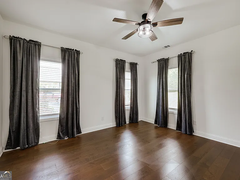 499 Little Oak St — Photo 22