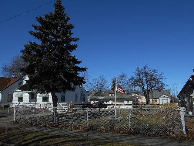 2nd image of 11720 Kensington Ave
