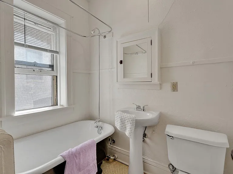 The Park Apartments — Photo 16