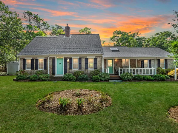 667 Queen Anne Road, Harwich, MA 02645