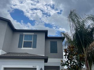 9637 Pembrooke Pines Dr, Sun City Center, FL 33573
