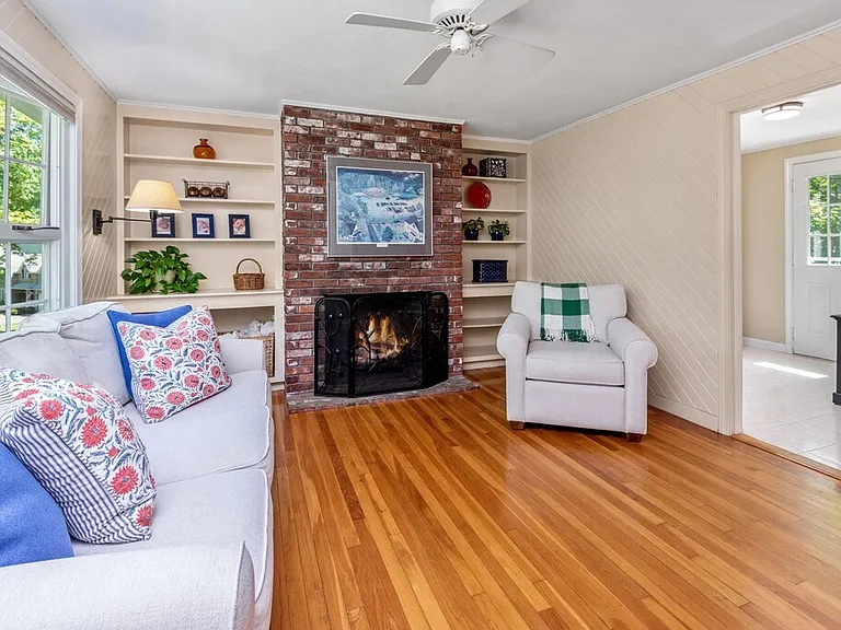 Townsend Dr — Photo 21